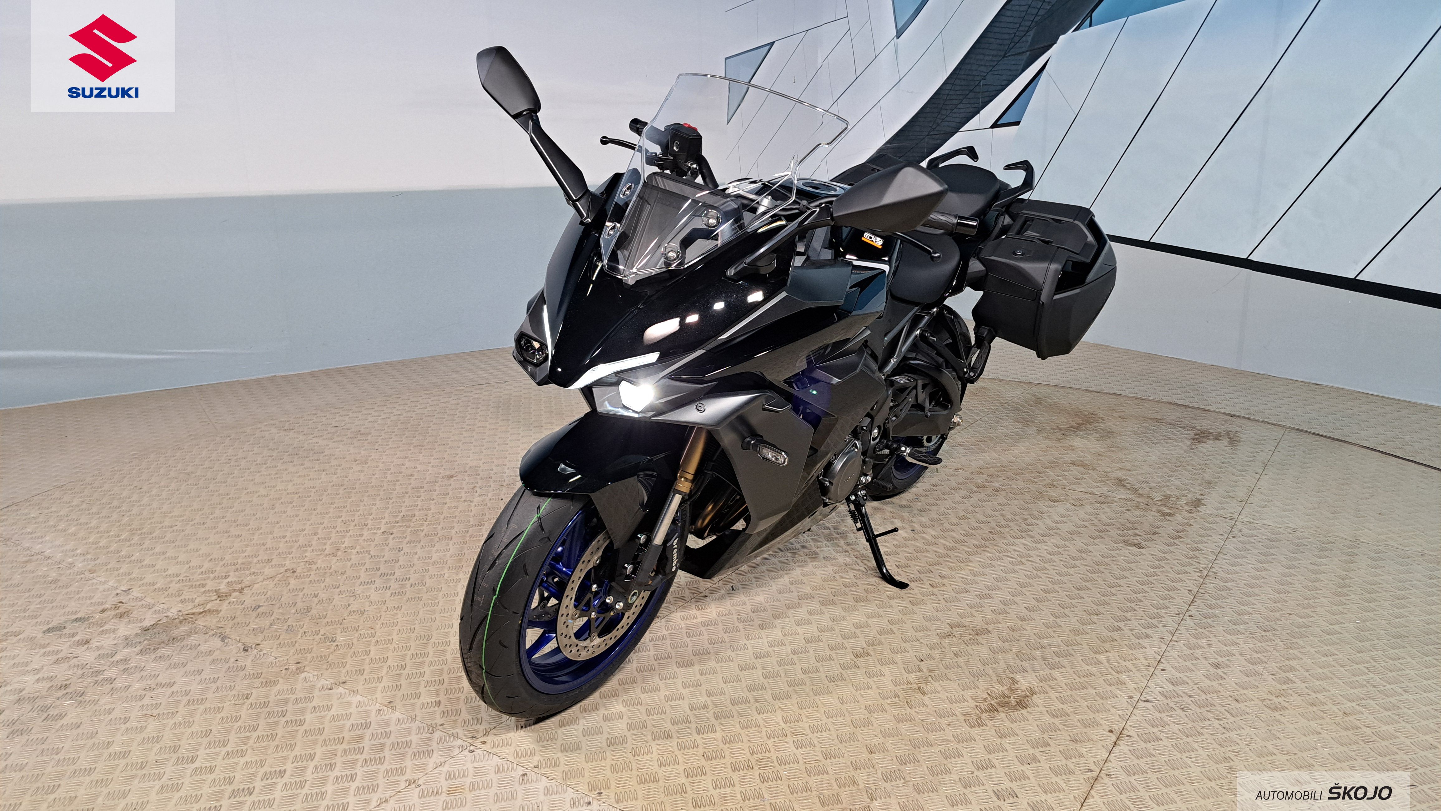Suzuki GSX