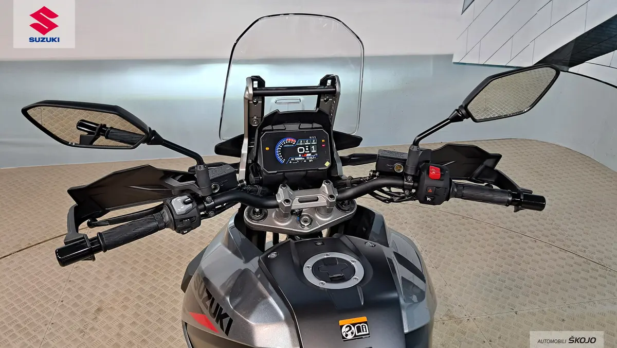 SUZUKI DL 1050 RR M6-3