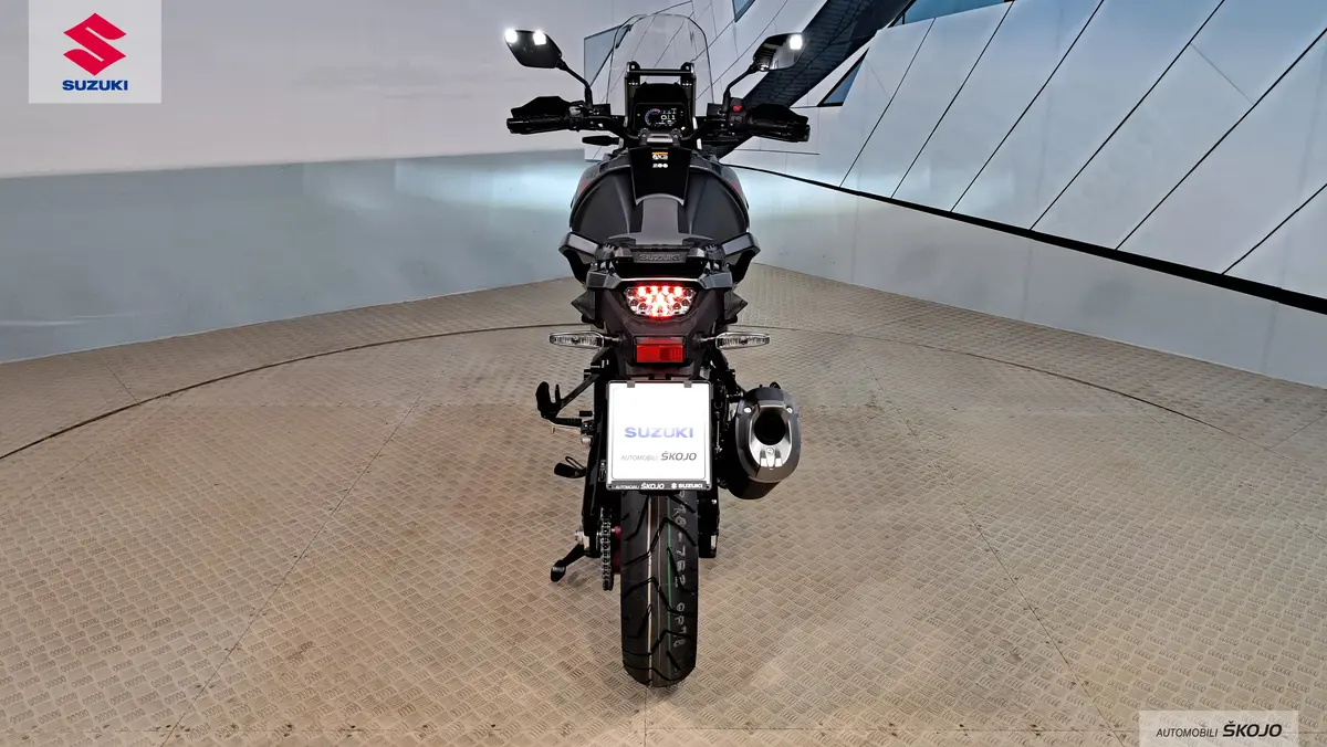 SUZUKI DL 1050 RR M6-8
